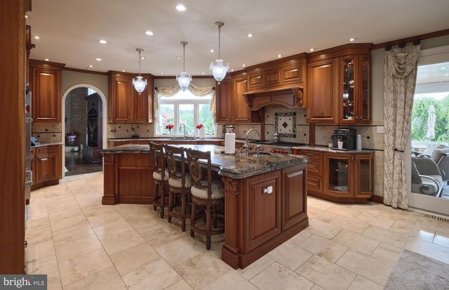 1265 GRENOBLE RD, Ivyland, PA 18974