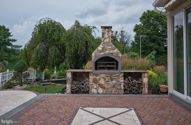 1265 GRENOBLE RD, Ivyland, PA 18974