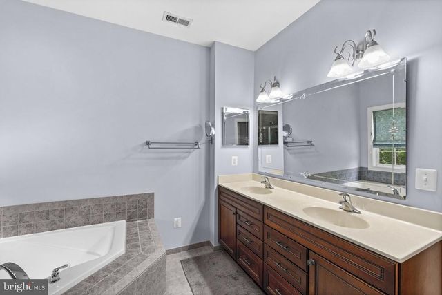 9631 NOTTOWAY LN, Spotsylvania, VA 22551