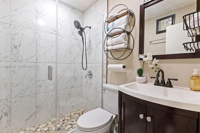 15600 NW 37th Pl, Miami Gardens, FL 33054