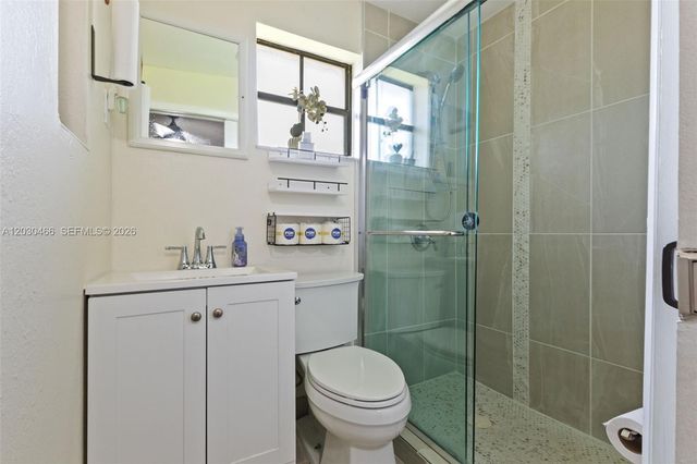 15600 NW 37th Pl, Miami Gardens, FL 33054
