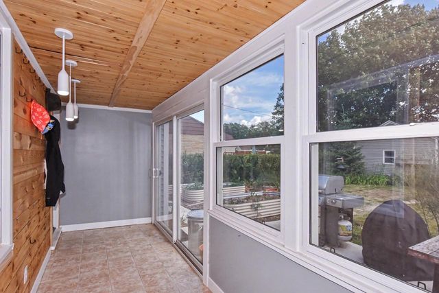 149 W Wabash AVENUE, Waukesha, WI 53186