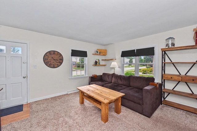149 W Wabash AVENUE, Waukesha, WI 53186