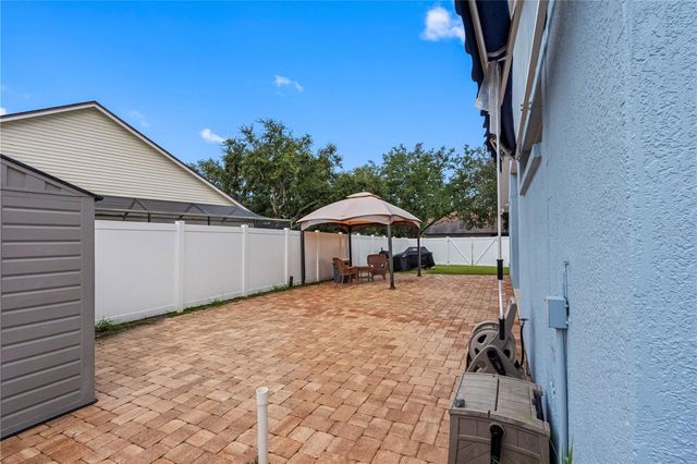 3306 PIN OAK LANE, Tampa, FL 33618