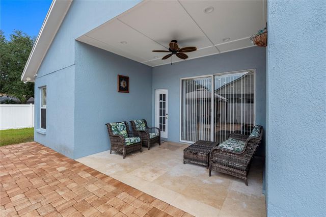 3306 PIN OAK LANE, Tampa, FL 33618