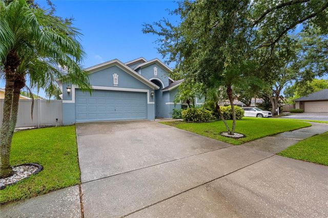3306 PIN OAK LANE, Tampa, FL 33618