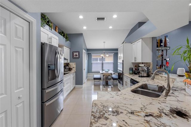 3306 PIN OAK LANE, Tampa, FL 33618