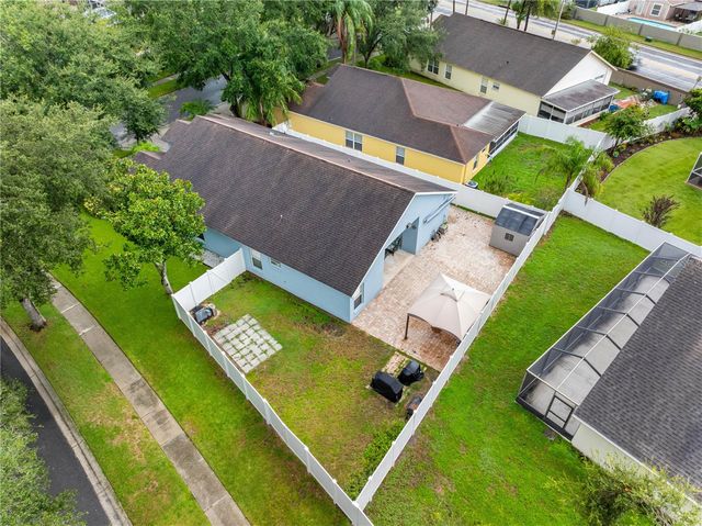 3306 PIN OAK LANE, Tampa, FL 33618