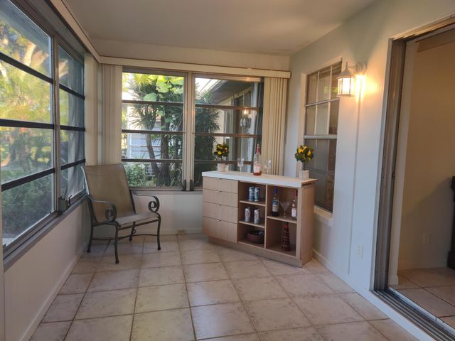 369 Bennington Lane, Lake Worth, FL 33467