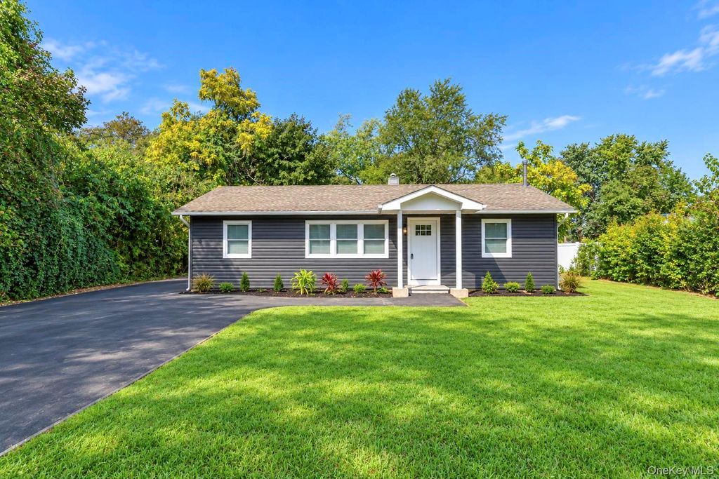 13 Patton Street, Brentwood, NY 11717 — exterior