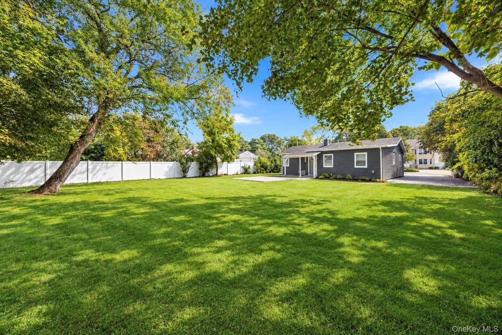 13 Patton Street, Brentwood, NY 11717 — photo 5