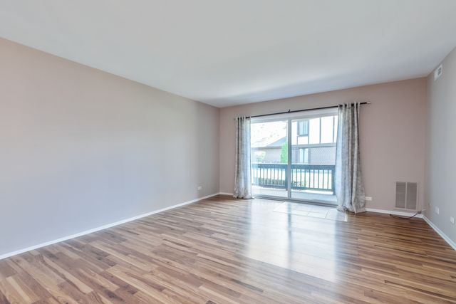 18001 Oak Park Avenue D, Tinley Park, IL 60477