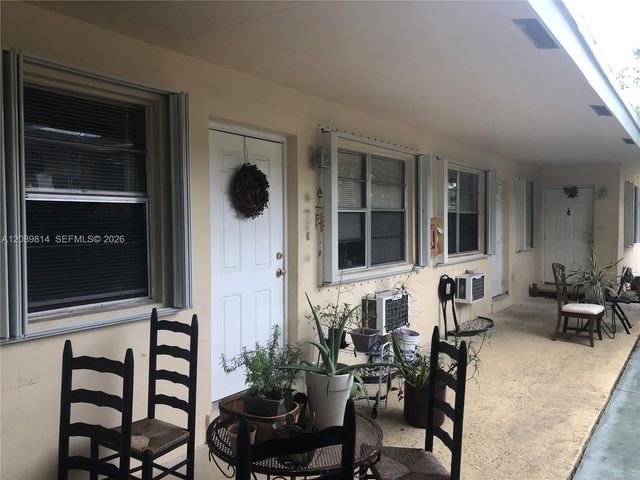 1646 N Dixie Highway 3, Fort Lauderdale, FL 33305