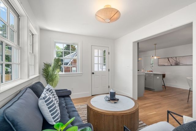 26 N Gateway, Winchester, MA 01890