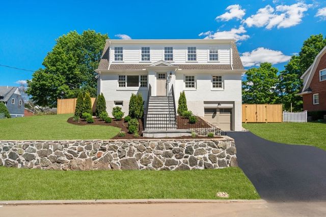 26 N Gateway, Winchester, MA 01890