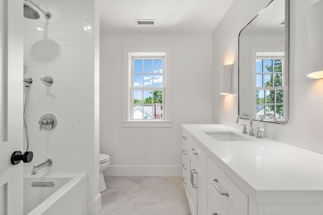 26 N Gateway, Winchester, MA 01890