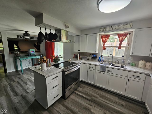 1321 Oakland Drive, Anderson, IN 46012
