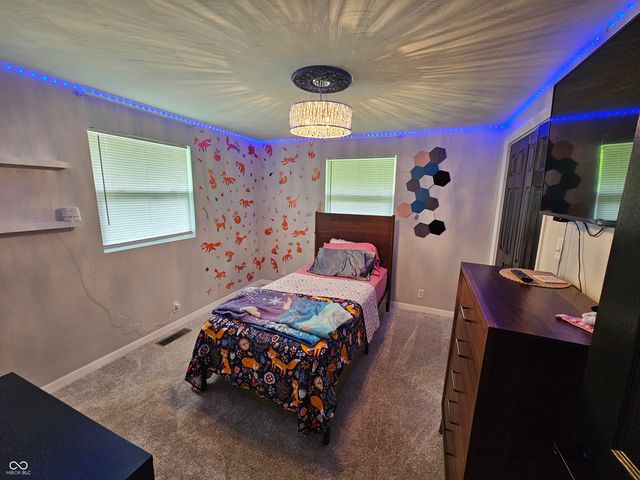 1321 Oakland Drive, Anderson, IN 46012