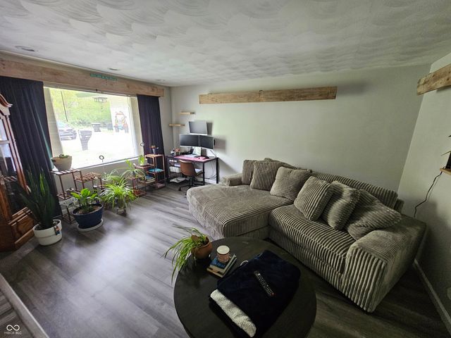 1321 Oakland Drive, Anderson, IN 46012