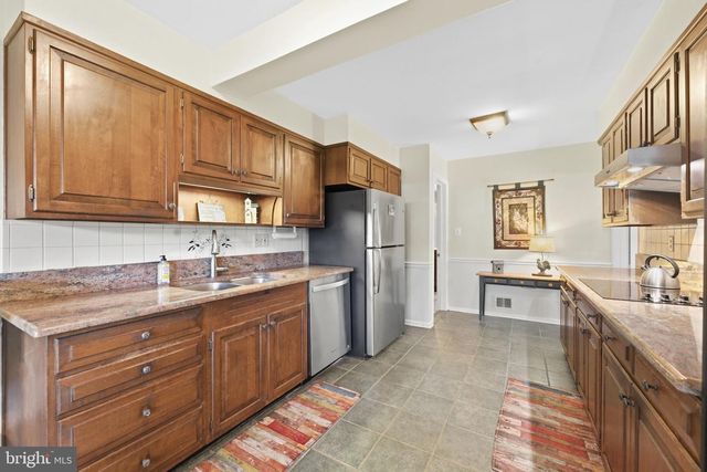 6237 12TH ST N, Arlington, VA 22205