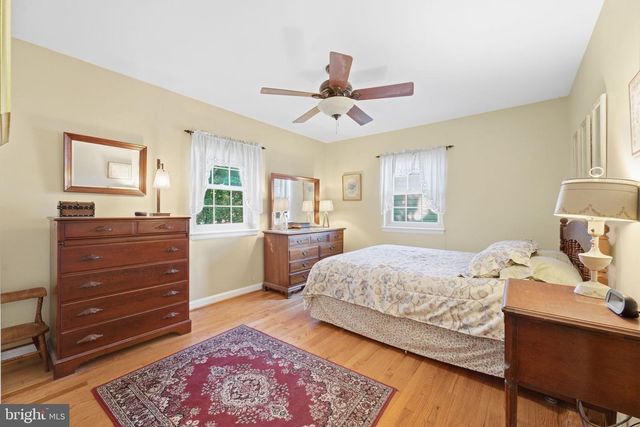 6237 12TH ST N, Arlington, VA 22205