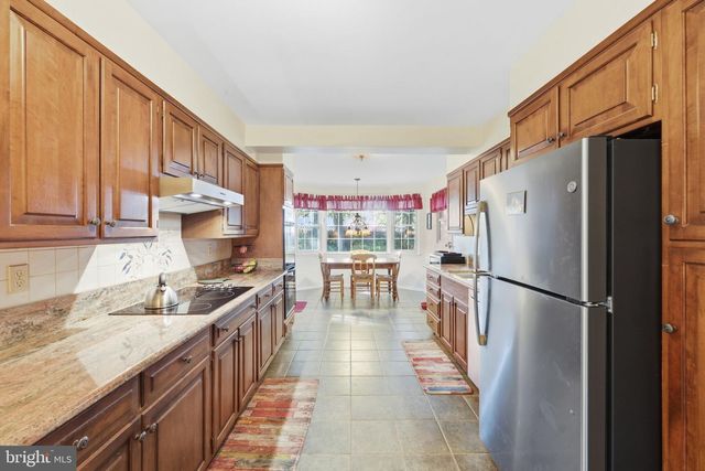 6237 12TH ST N, Arlington, VA 22205