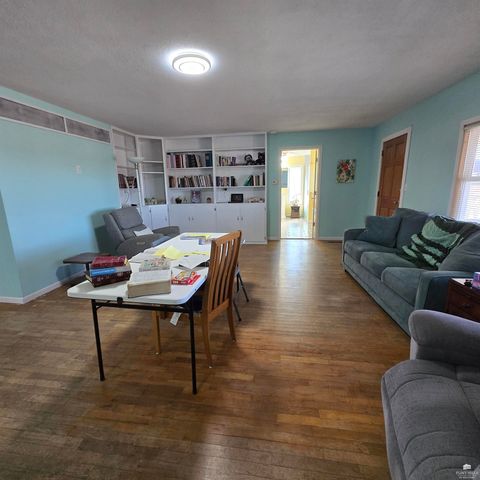 2260 Fair Road, Abilene, KS 67410