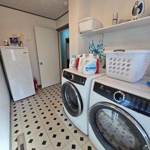 2260 Fair Road, Abilene, KS 67410