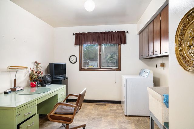 5301 Delaware Street, Merrillville, IN 46410
