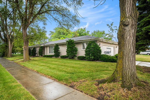 5301 Delaware Street, Merrillville, IN 46410