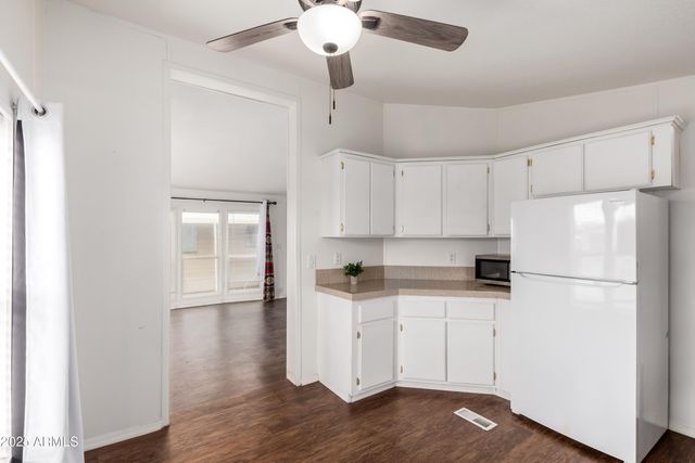 2609 W SOUTHERN Avenue 108, Tempe, AZ 85282