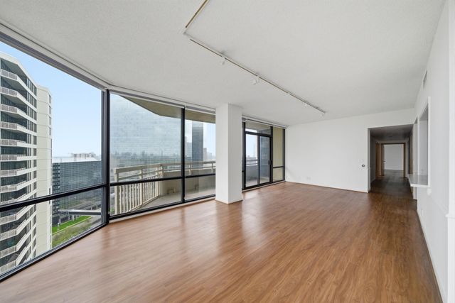 15 Greenway Plaza 25J, Houston, TX 77046