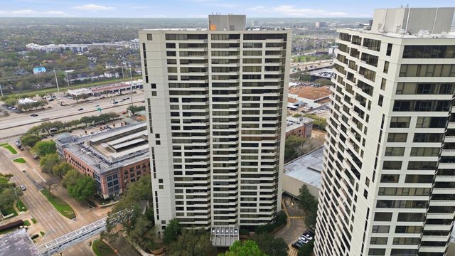 15 Greenway Plaza 25J, Houston, TX 77046