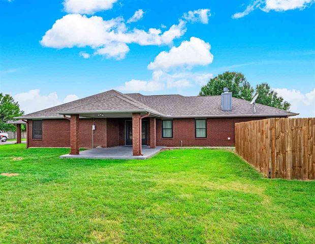10048 SE Bishop, Lawton, OK 73505