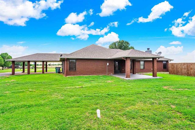 10048 SE Bishop, Lawton, OK 73505