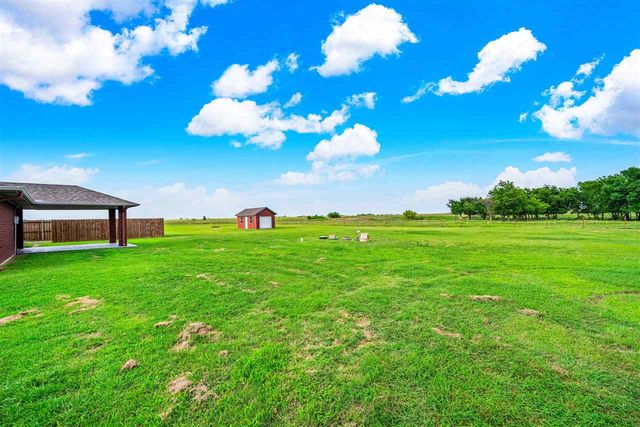 10048 SE Bishop, Lawton, OK 73505