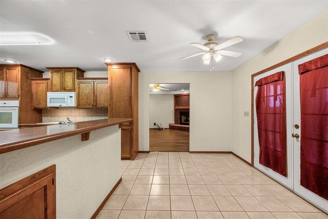 10048 SE Bishop, Lawton, OK 73505