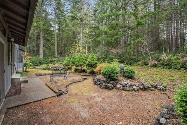 3375 Camp Lane NW, Seabeck, WA 98380
