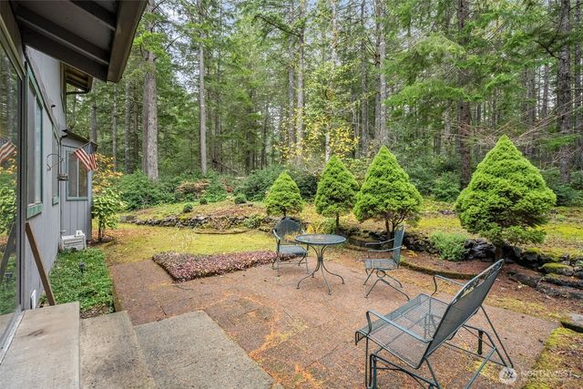 3375 Camp Lane NW, Seabeck, WA 98380