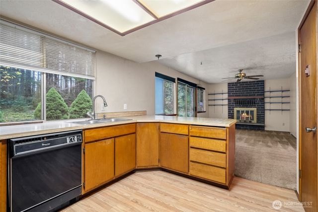 3375 Camp Lane NW, Seabeck, WA 98380