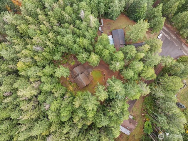 3375 Camp Lane NW, Seabeck, WA 98380