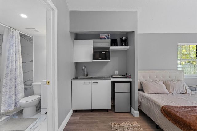 4317 E REGNAS AVENUE, Tampa, FL 33617