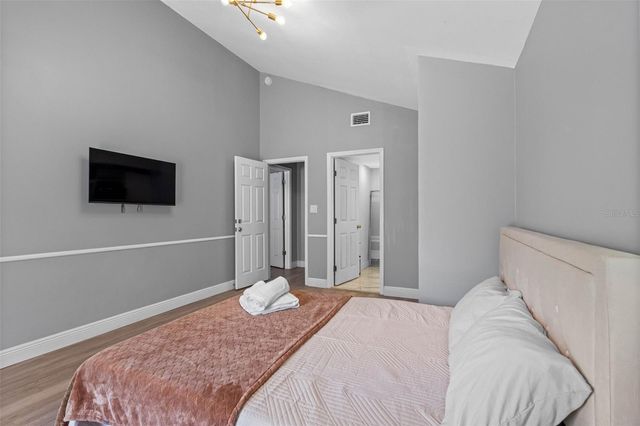 4317 E REGNAS AVENUE, Tampa, FL 33617