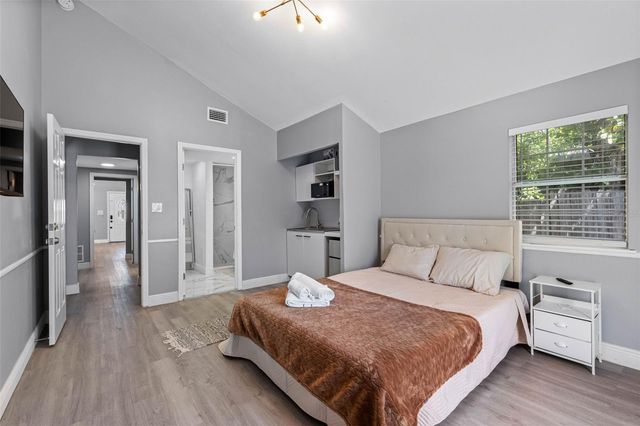 4317 E REGNAS AVENUE, Tampa, FL 33617