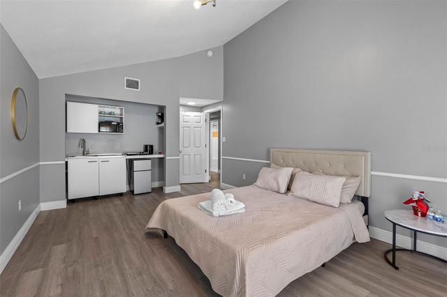 4317 E REGNAS AVENUE, Tampa, FL 33617