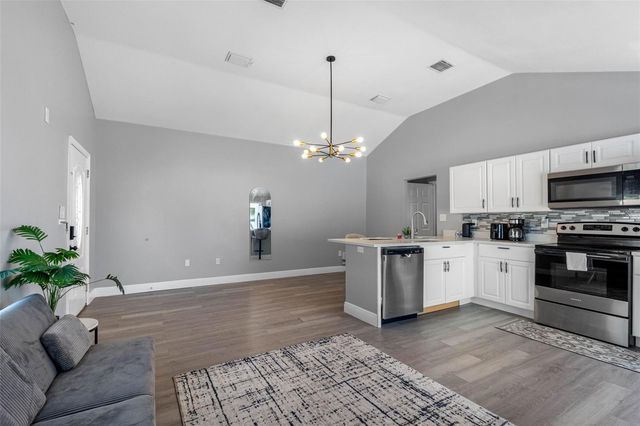 4317 E REGNAS AVENUE, Tampa, FL 33617