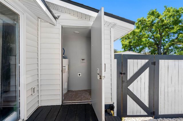 4317 E REGNAS AVENUE, Tampa, FL 33617