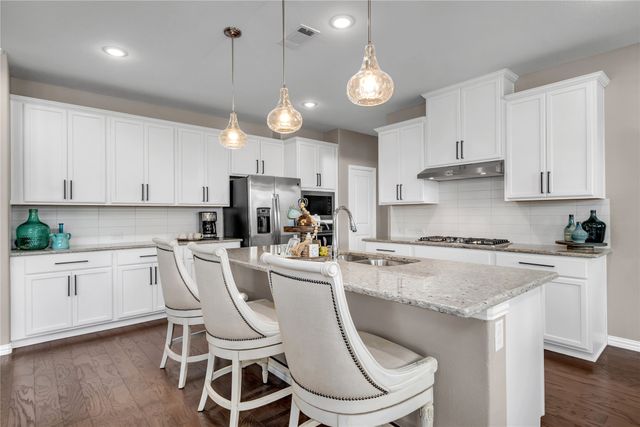 6425 Dolan Falls Drive, Argyle, TX 76226