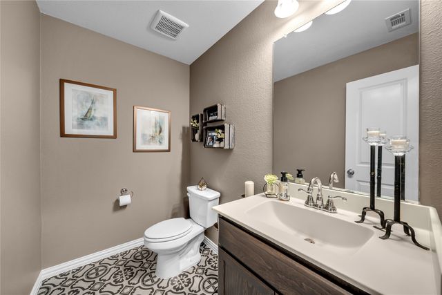 6425 Dolan Falls Drive, Argyle, TX 76226