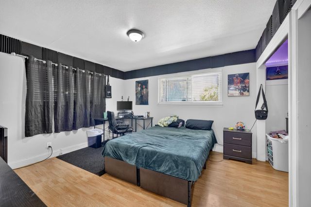 5225 Columbine Way, Carmichael, CA 95608